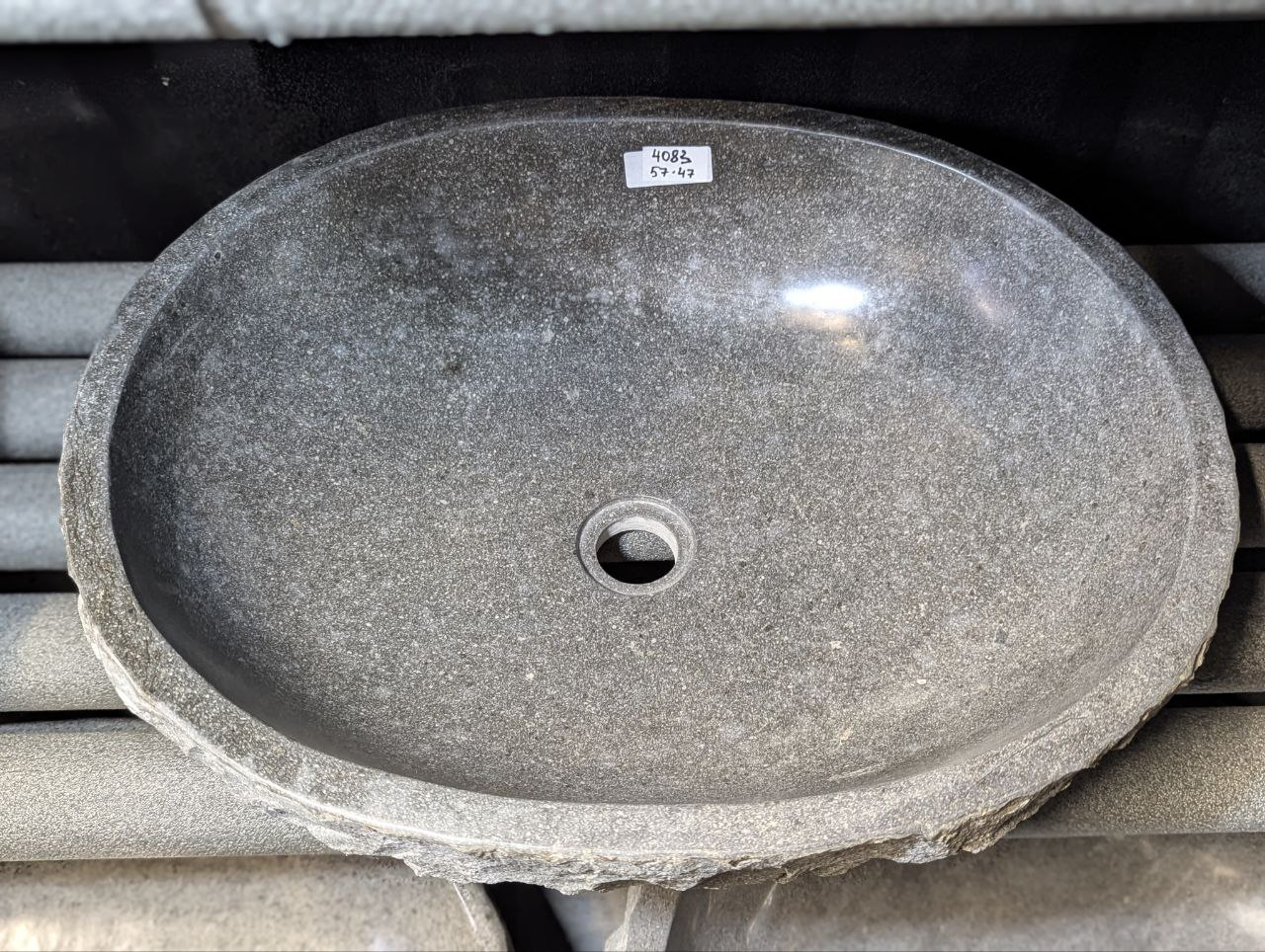 Раковина из речного камня 4035-4535