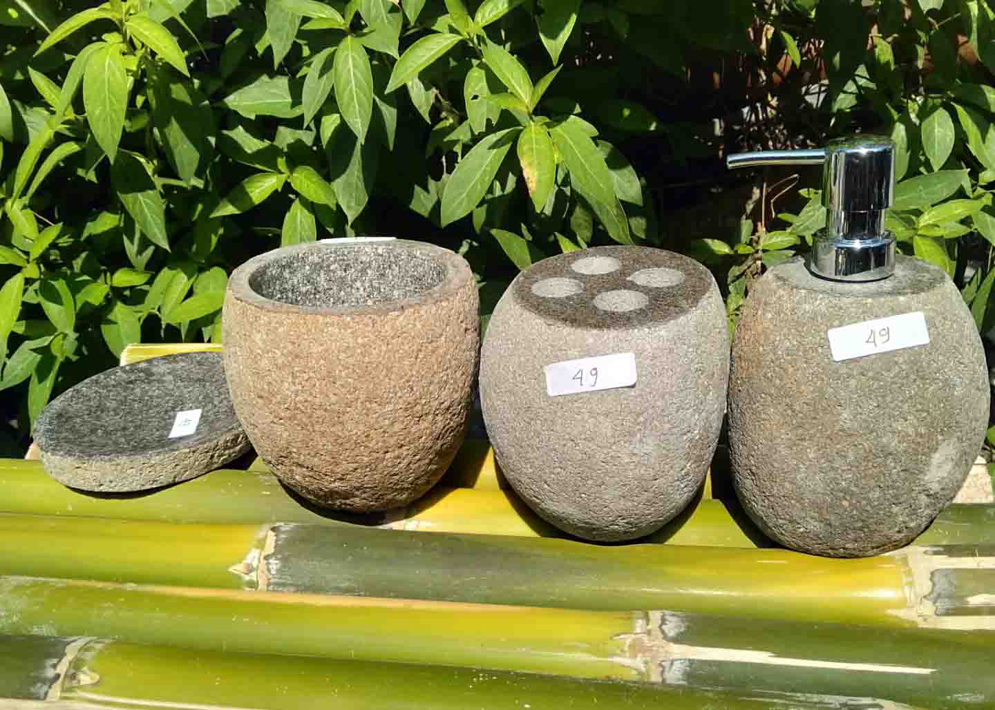 Изделия из натурального камня - River Stone